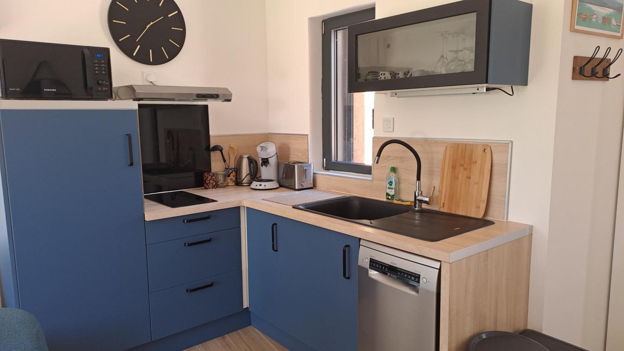 Logement Neuf A 2 Pas Du Lac La Bridoire Exterior foto