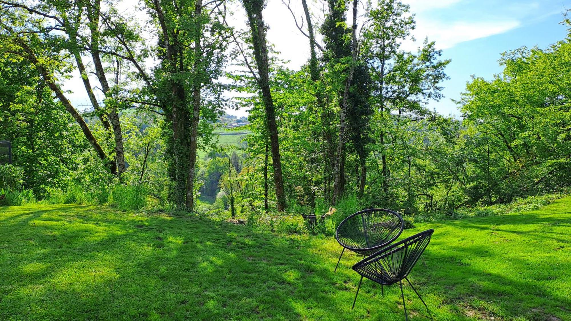 Logement Neuf A 2 Pas Du Lac La Bridoire Exterior foto